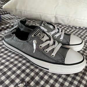 Converse All Star Shoreline slip. Women’s 8. Black white striped.